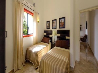 Acapulco Home 937346