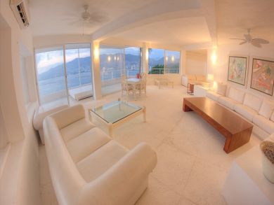 Acapulco Home 937350