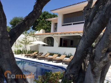 Acapulco Home 937353