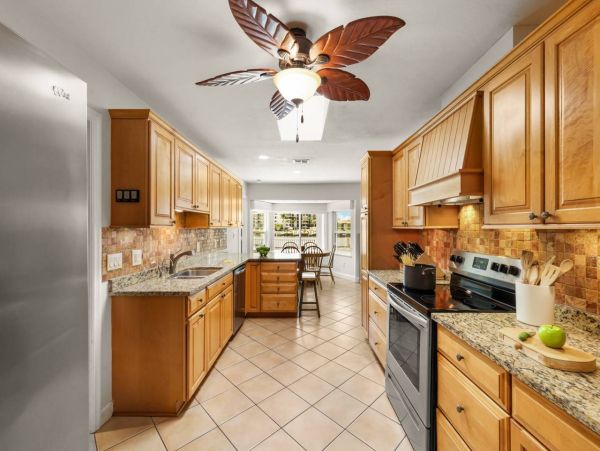 Marco Island  6 Bedroom Pool Home on the Water Walk to Beach
