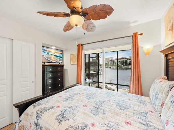 Marco Island  6 Bedroom Pool Home on the Water Walk to Beach