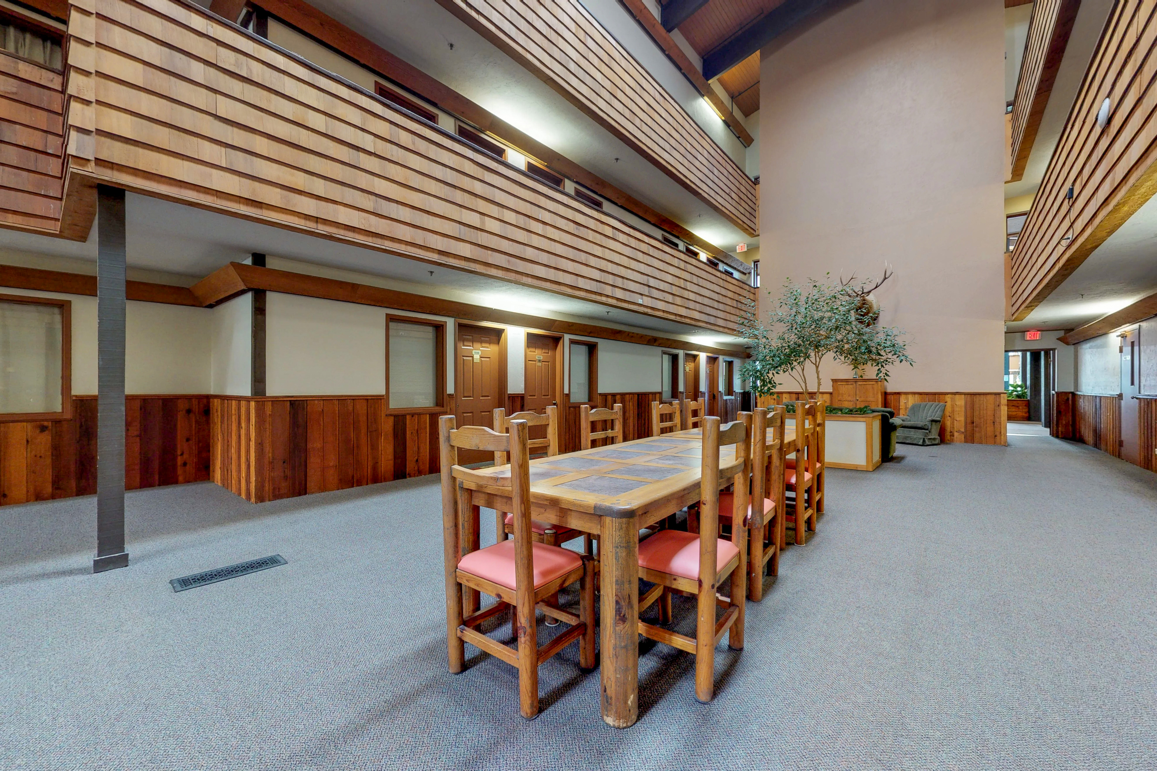 Aspen Condo 937367