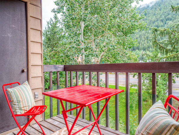 Riverfront condo with Mountain Views