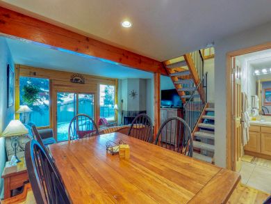 Two Story Townhome with Shared Pool and Hot Tub