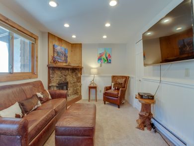 Aspen Condo 937460