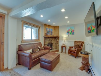 Aspen Condo 937460