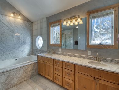 Aspen Home 937471