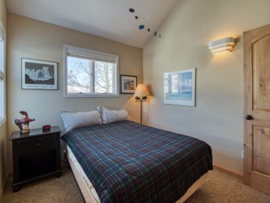 Aspen Home 937471