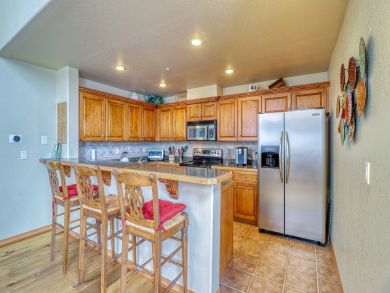 Avon Condo 937524 Avon Condo 937524