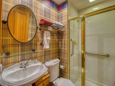 Avon Condo 937524 Avon Condo 937524