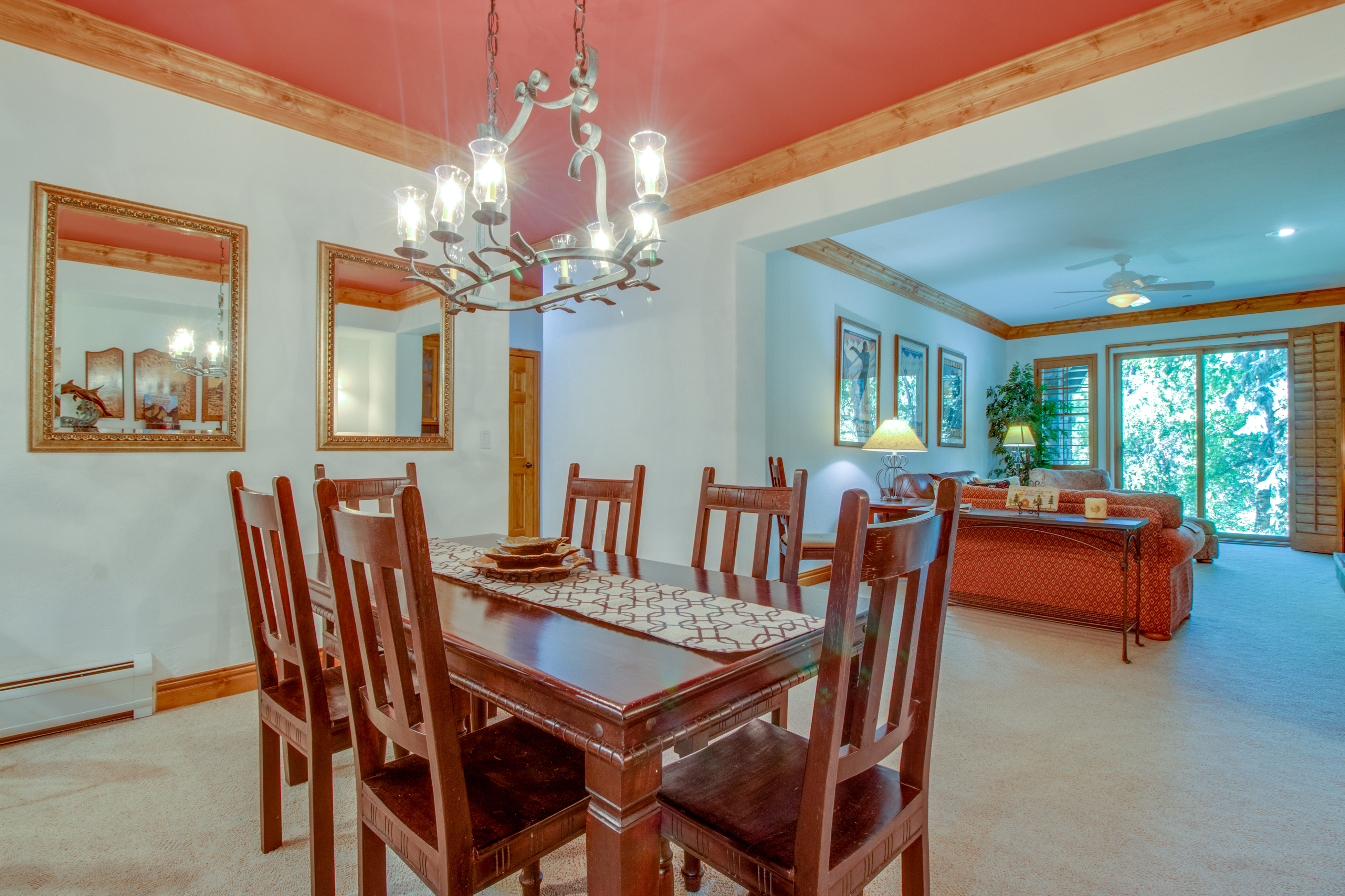 Avon Condo 937540