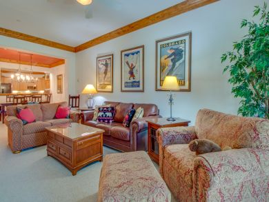 Avon Condo 937540