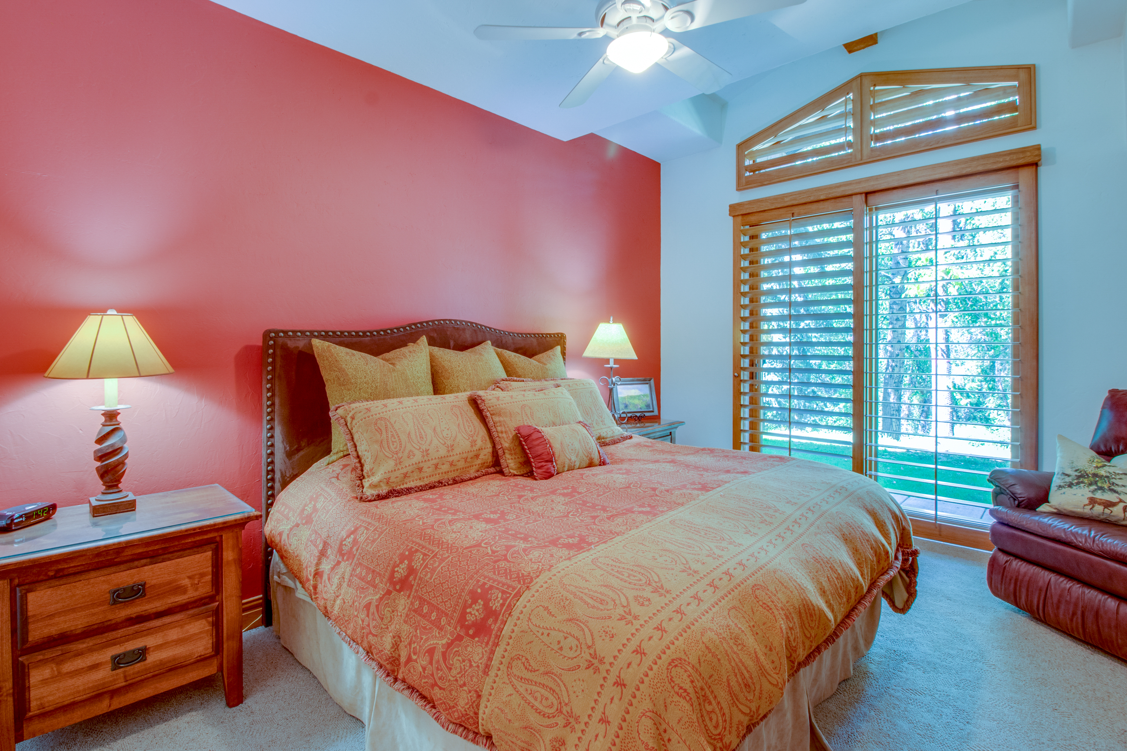 Avon Condo 937540