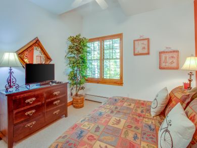 Avon Condo 937540