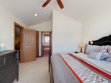 Breckenridge Home 937562 Breckenridge Home 937562