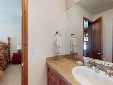 Breckenridge Home 937562 Breckenridge Home 937562