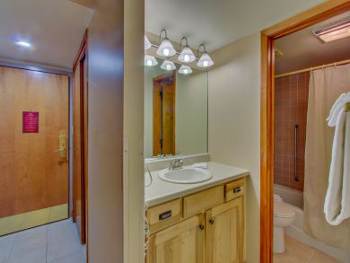 Breckenridge Condo 937587 Breckenridge Condo 937587