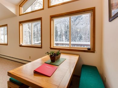 Aspen Home 937644