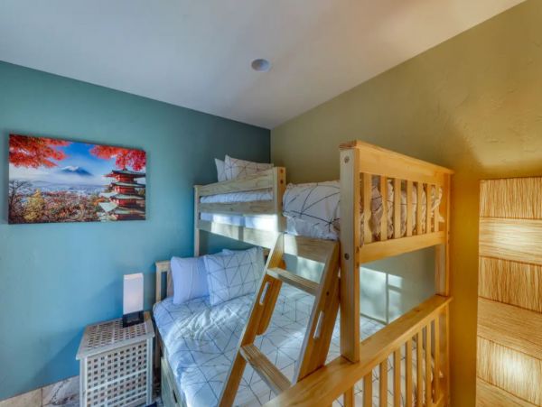 Beautiful Breckenridge Vacation Home With Private Hot Tub