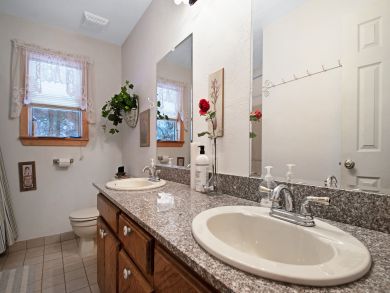 Breckenridge Home 937657 Breckenridge Home 937657