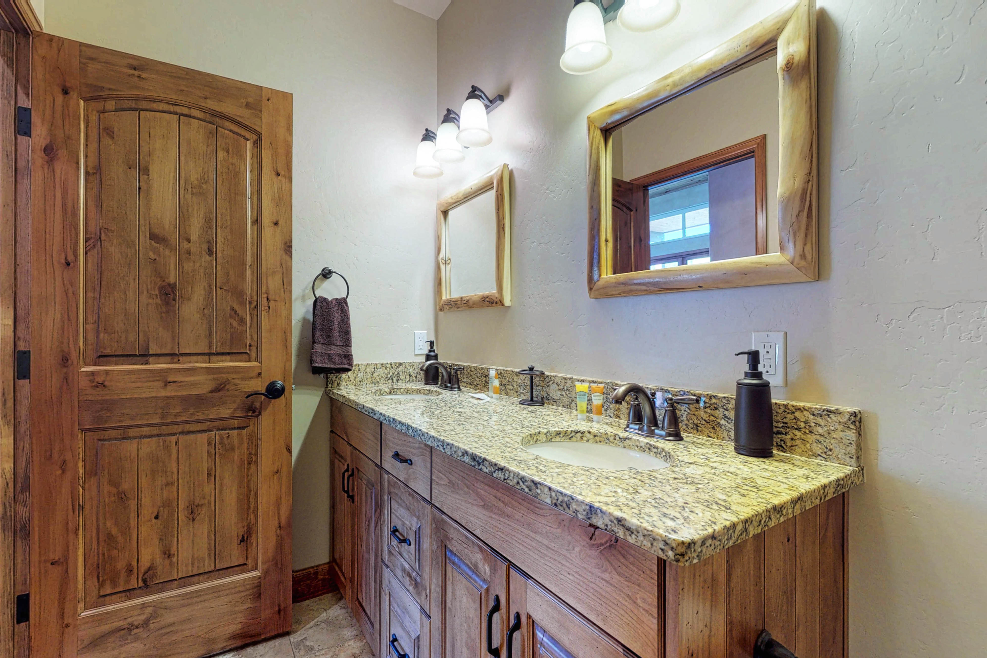 Breckenridge Home 937665 Breckenridge Home 937665