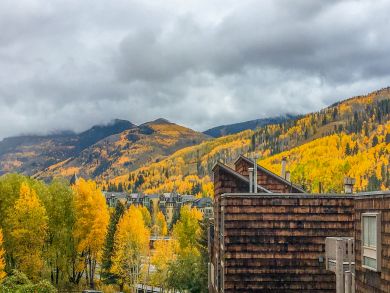 3 bedroom plus loft West Vail Condo on shuttle 3 bedroom plus loft West Vail Condo on shuttle