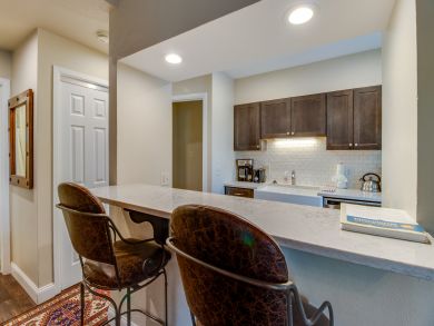3 bedroom plus loft West Vail Condo on shuttle 3 bedroom plus loft West Vail Condo on shuttle
