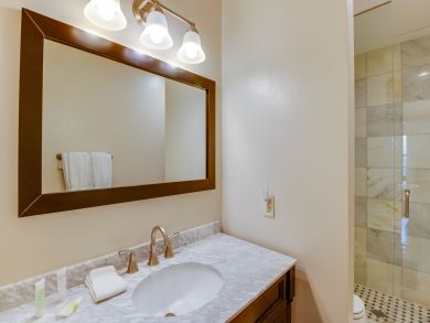 3 bedroom plus loft West Vail Condo on shuttle 3 bedroom plus loft West Vail Condo on shuttle
