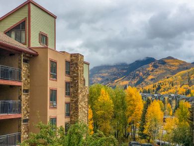 3 bedroom plus loft West Vail Condo on shuttle 3 bedroom plus loft West Vail Condo on shuttle