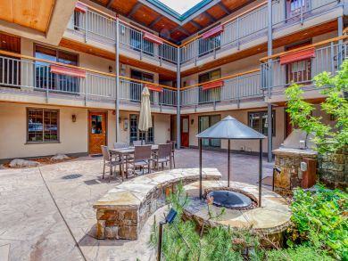 Aspen Condo 937740
