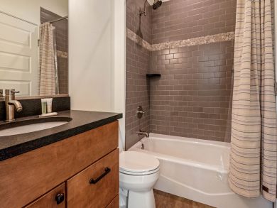 Breckenridge Home 937743
