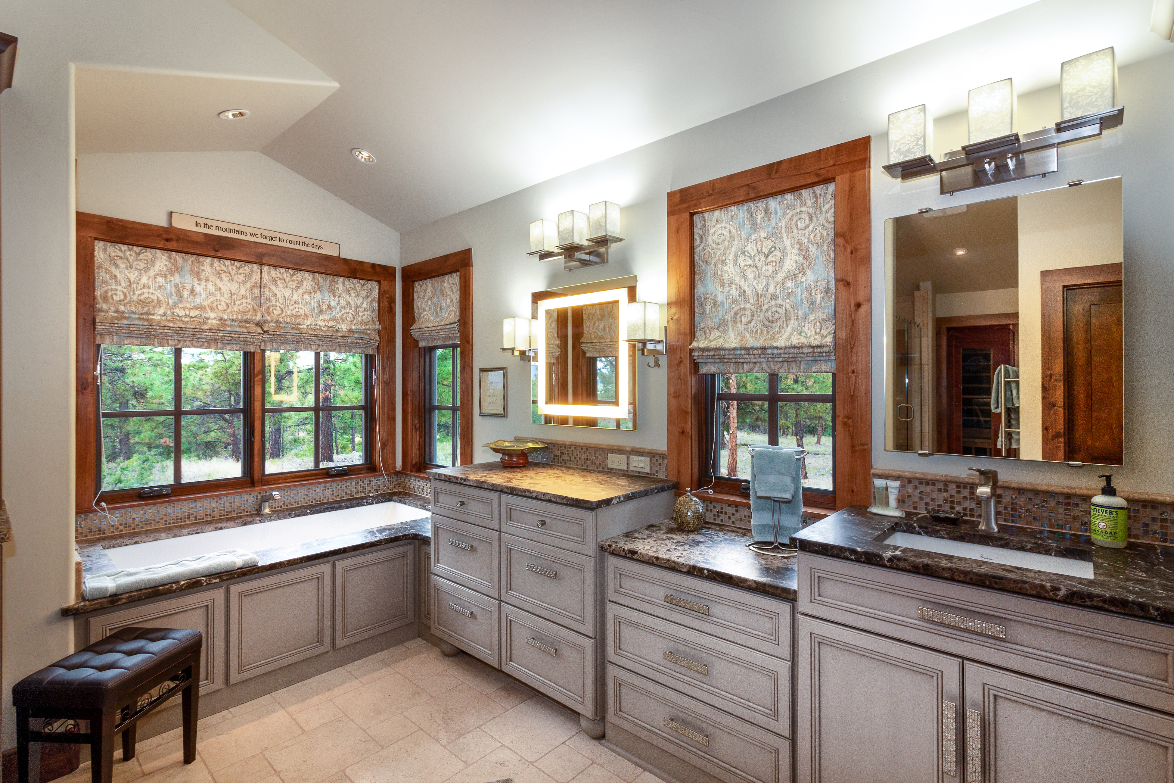 Breckenridge Home 937750