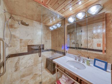 Breckenridge Home 937754