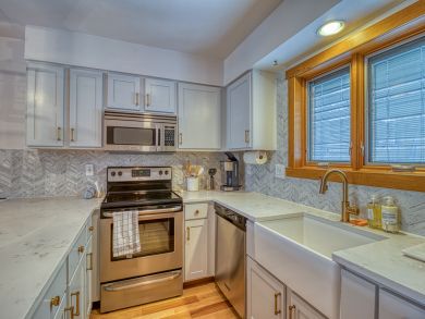 Avon Condo 937768
