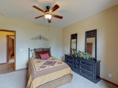 Breckenridge Home 937773