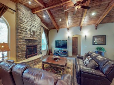 Breckenridge Home 937773