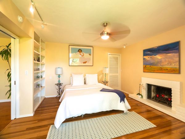 Lovely 4 Bedroom Villa with Pool & Only 2 Min Walk to Beach