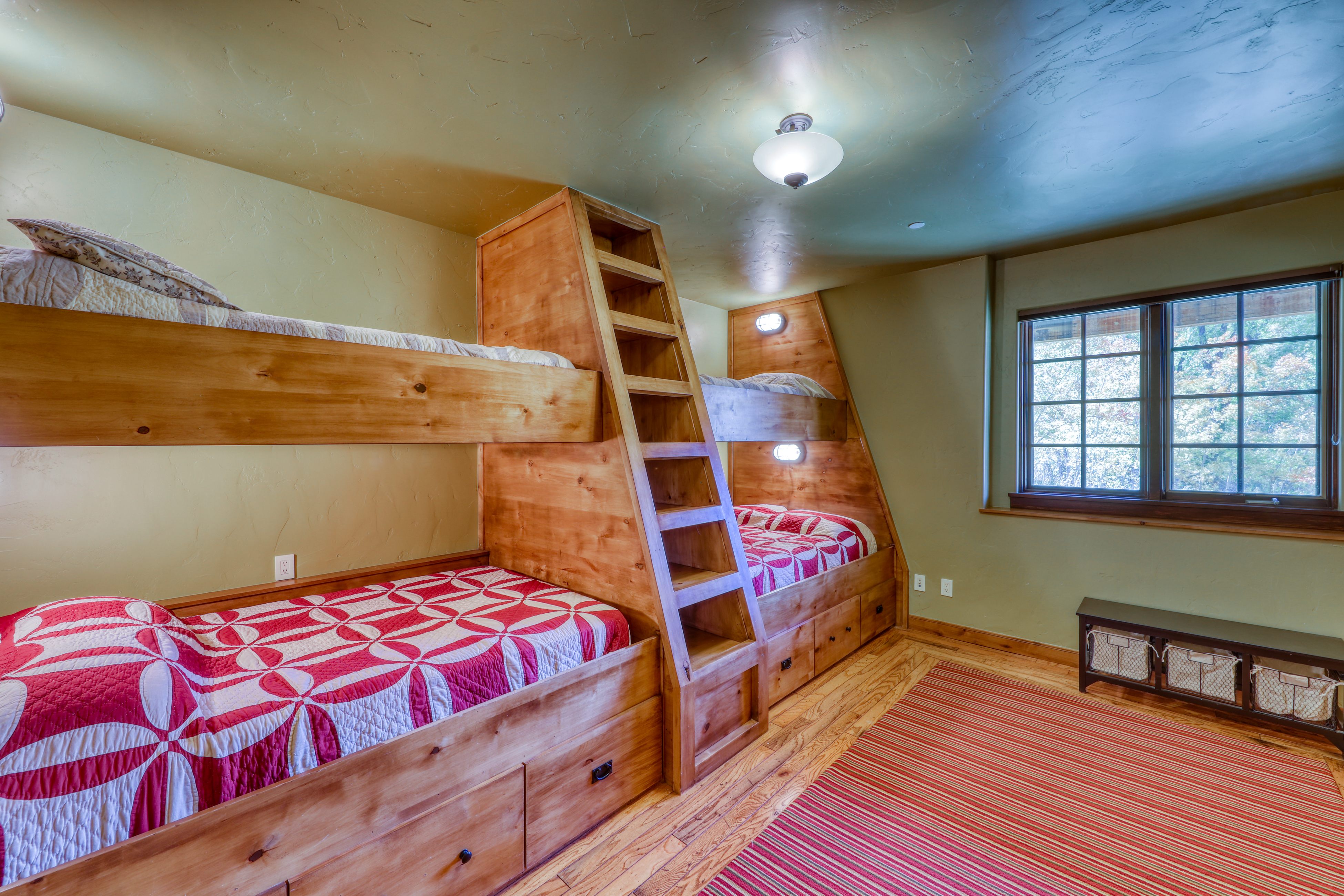Breckenridge Home 937789