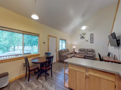 Aspen Home 937797