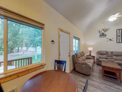 Aspen Home 937797