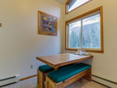 Aspen Home 937843