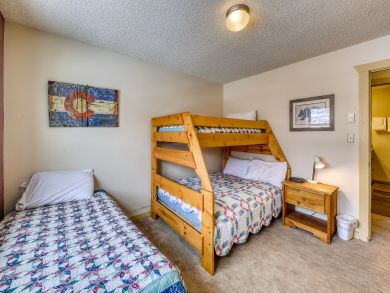 Aspen Condo 937851