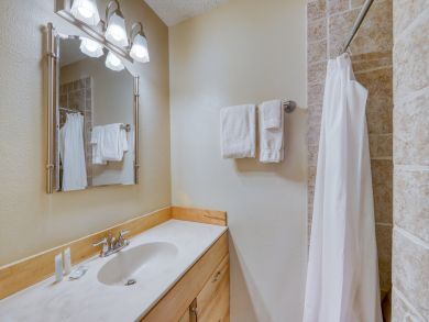 Aspen Condo 937851