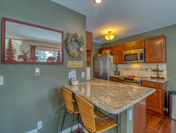 Three Bedroom Rental Home in Arrowhead