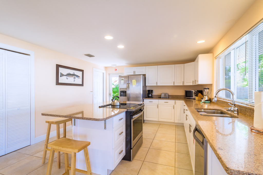 Three Bedroom Canal Front Rental Home in Marathon