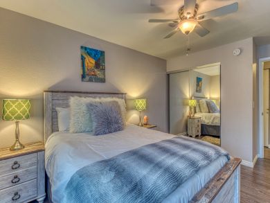 Avon Condo 937889