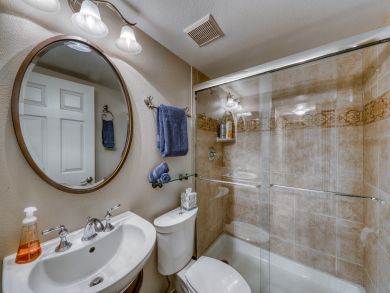 Avon Condo 937952