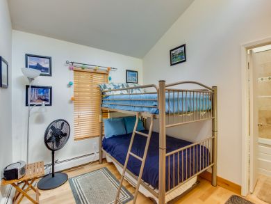 Avon Condo 937984