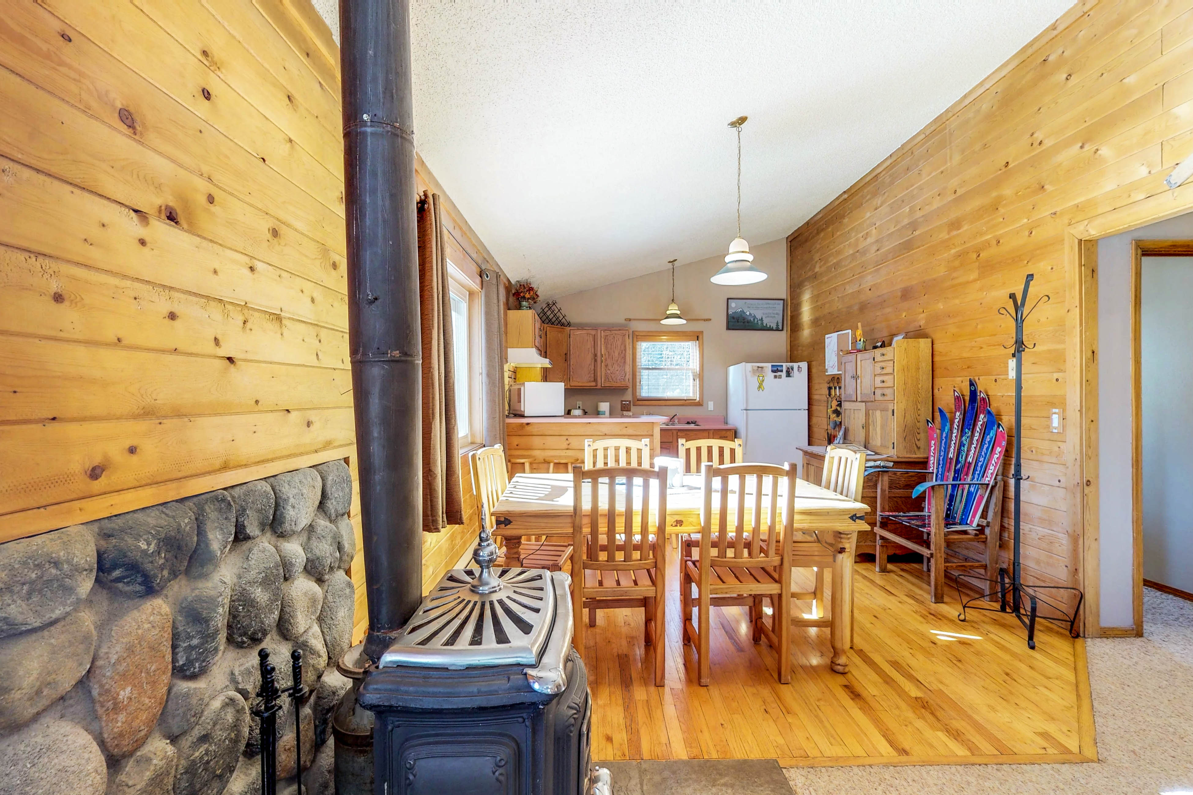 Aspen Home 938048