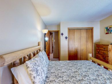 Aspen Home 938048